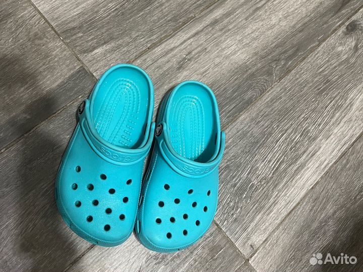 Crocs