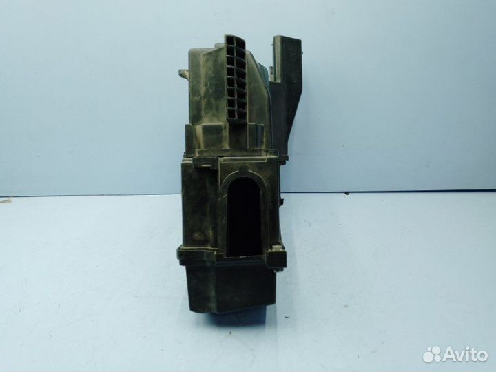 Корпус блока управления двигателем Toyota Crown