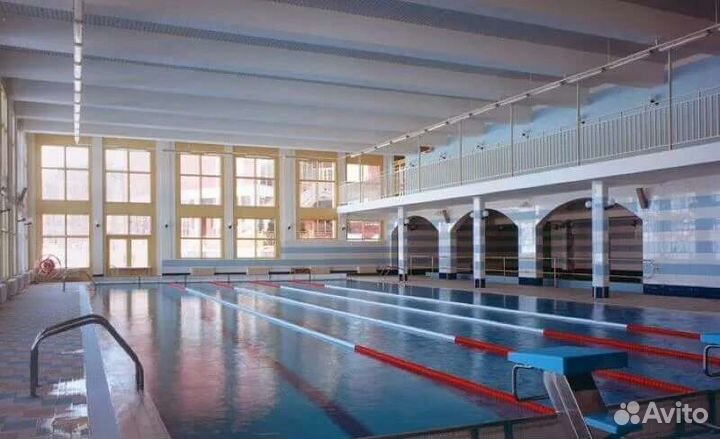 Тренер по плаванию