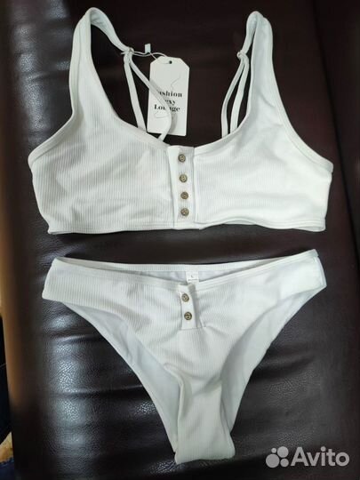 Купальники новые 42-44р