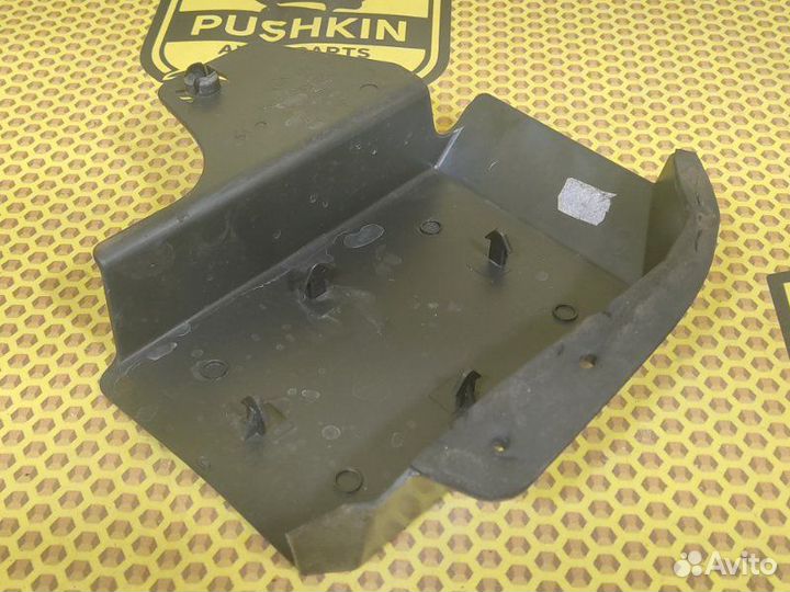 Адсорбер бампера задний правый Renault Logan L8