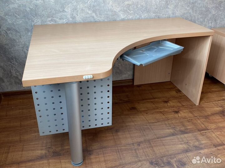 Компьютерный стол б/у