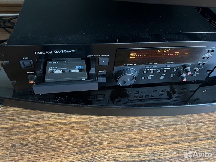 Tascam da-30 mkii dat дека студийная