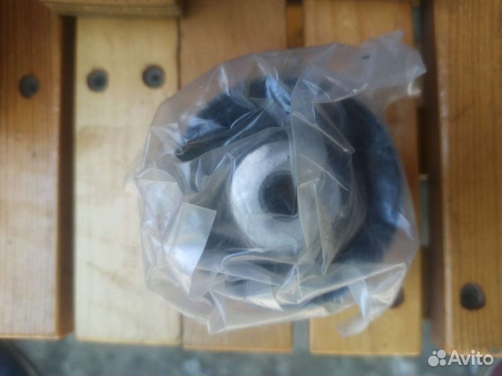 Сайлентблоки рычагов Хонда аккорд