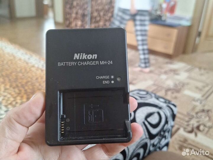 Зарядное устройство MH-24 nikon