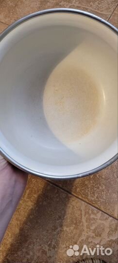 Кастрюля эмалированная