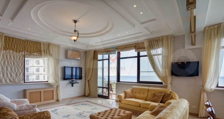 3-к. квартира, 145 м², 6/26 эт.