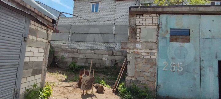 Гараж, > 30 м²