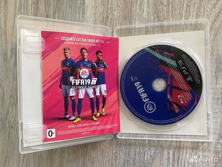 Диск FIFA 19 на PS3