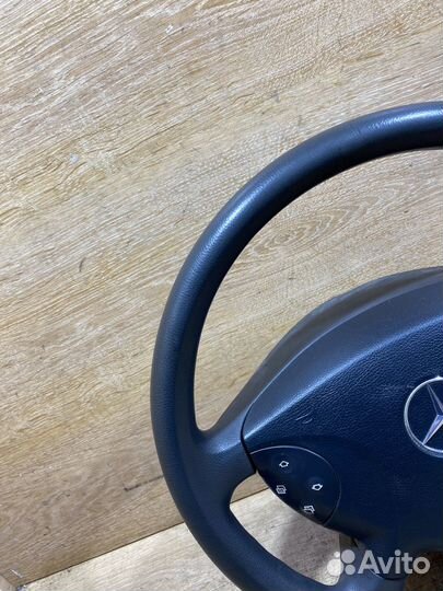 Руль пластиковый Mercedes W211 Арт. 120478