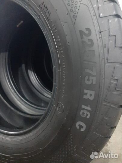 Continental ContiVanContact 100 225/75 R16C 121C