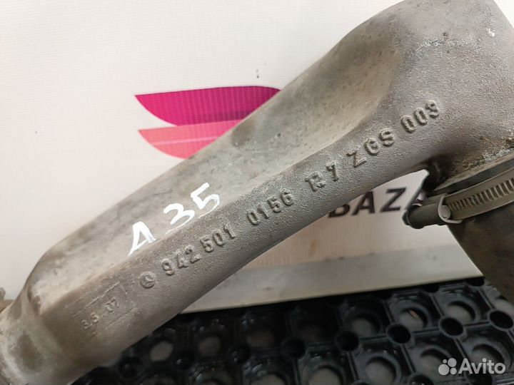 A9425010156 Патрубок системы охлаждения