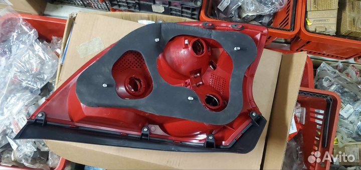 Фонарь правый kia ceed