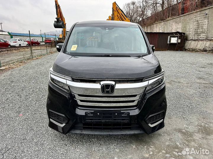 Honda Stepwgn 1.5 CVT, 2019, 32 000 км