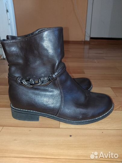 Ботинки женские осенние 39 размера