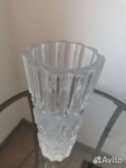 Хрустальная ваза