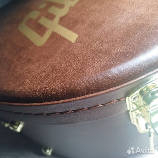 Кейс Gibson для гитары