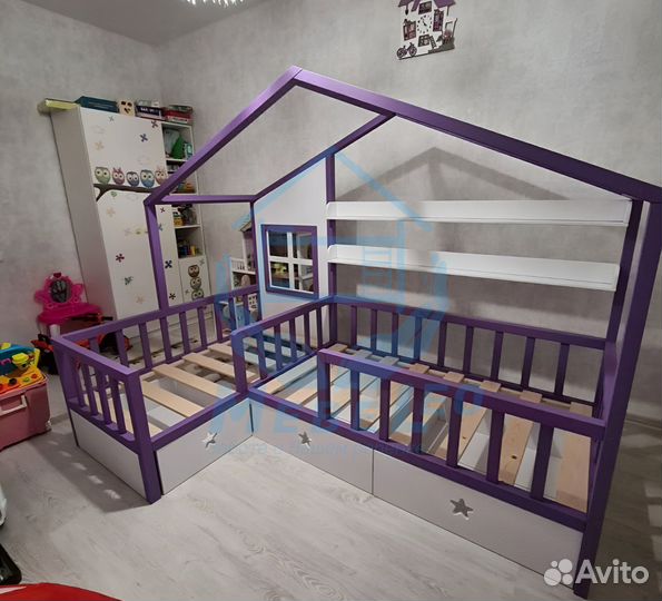 Двухъярусная кровать