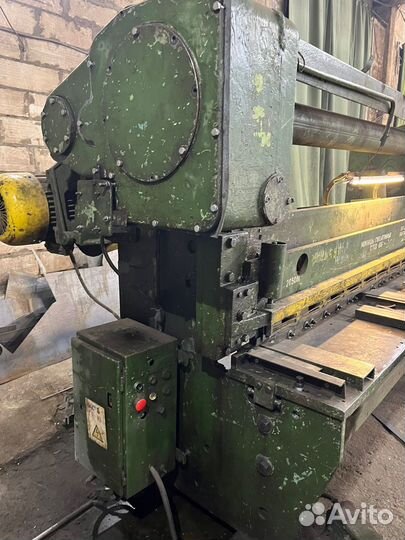 Ножницы гильотинные стд-9Б