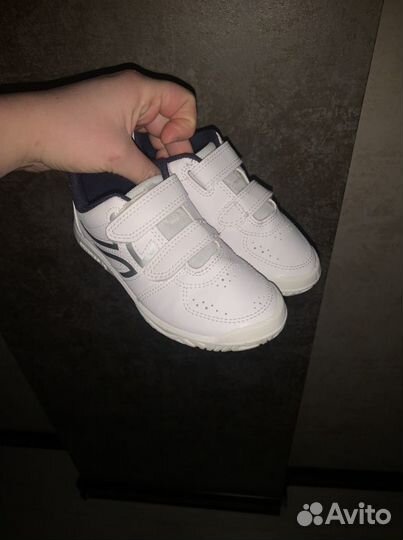Кроссовки 29