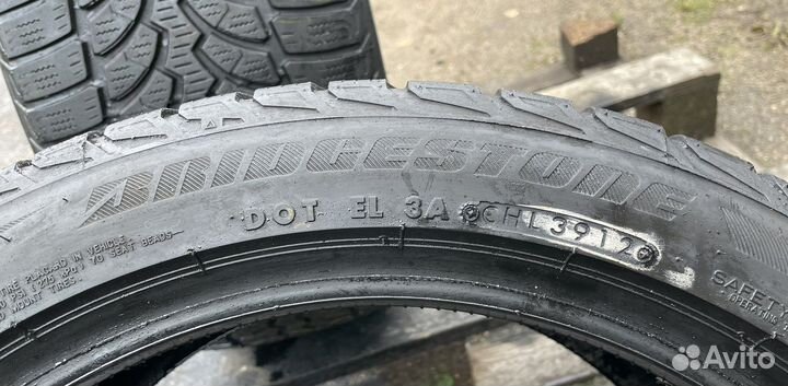 Bridgestone Blizzak LM-32 255/40 R18