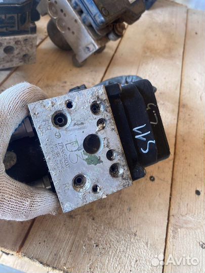 Блок abs Subaru Forester s11 2.5