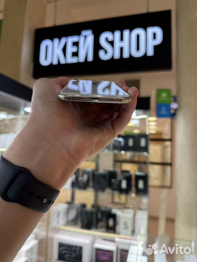 iPhone X, 64 ГБ