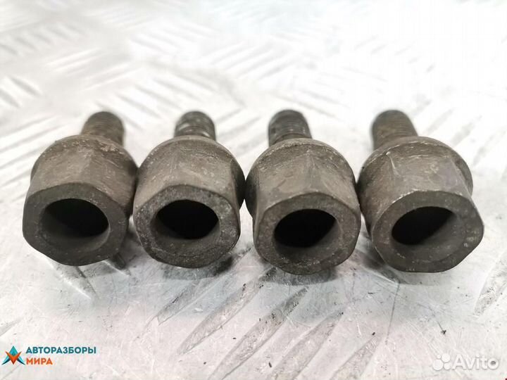 Болт колесный Renault Scenic 2 2005 701601139B