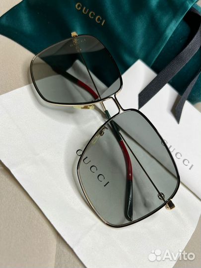 Солнцезащитные очки Gucci