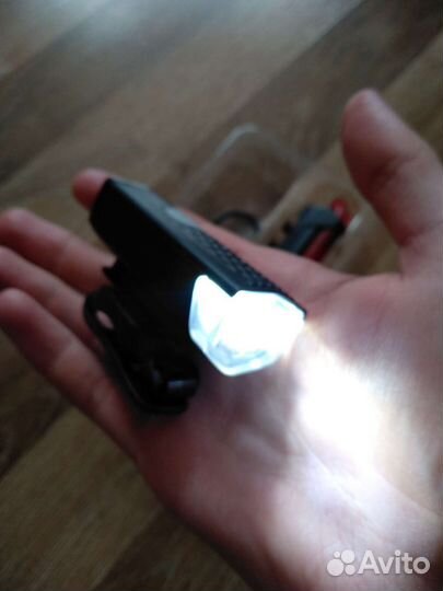 Фонарик на велосипед комплект