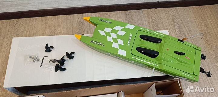 Катер радиоуправляемый Desperado Junior электро