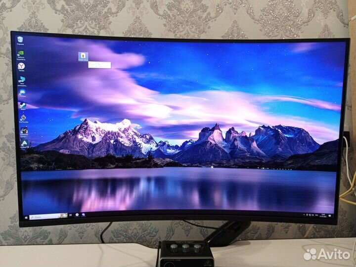 Монитор Samsung C32JG54QQI 2к 144г