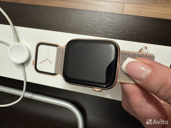 Часы apple watch 44 mm