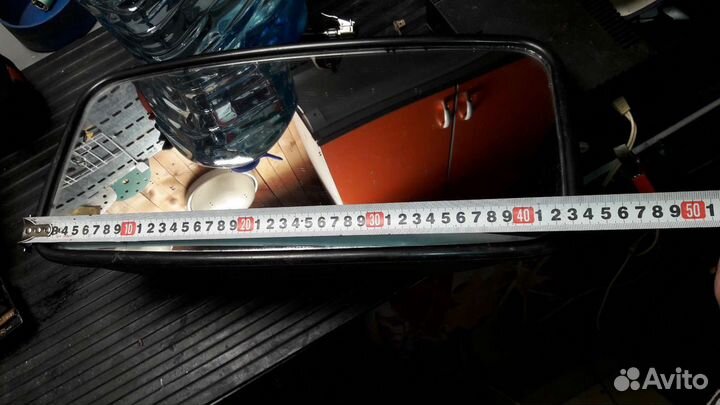 Зеркало заднего вида