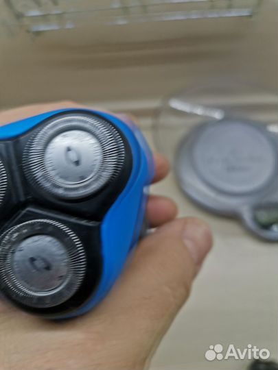 Бритва электрическая Philips AT756