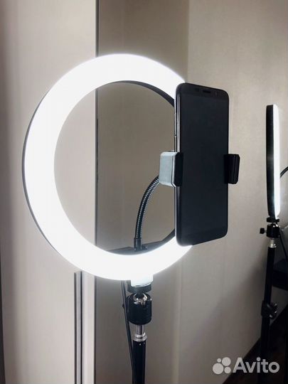 Кольцевая лампа 26см