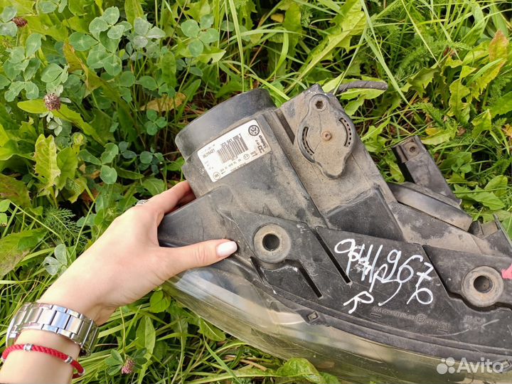 Фара правая volkswagen passat B6