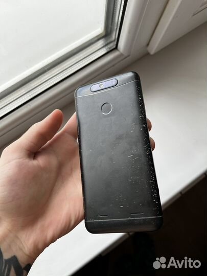 Телефон ZTE Blade v8 mini
