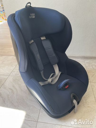 Автокресло britax romer trifix2 i size