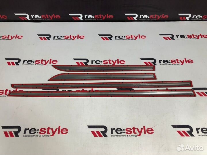 Молдинги дверей Toyota Aqua Хром SN30 Т2539