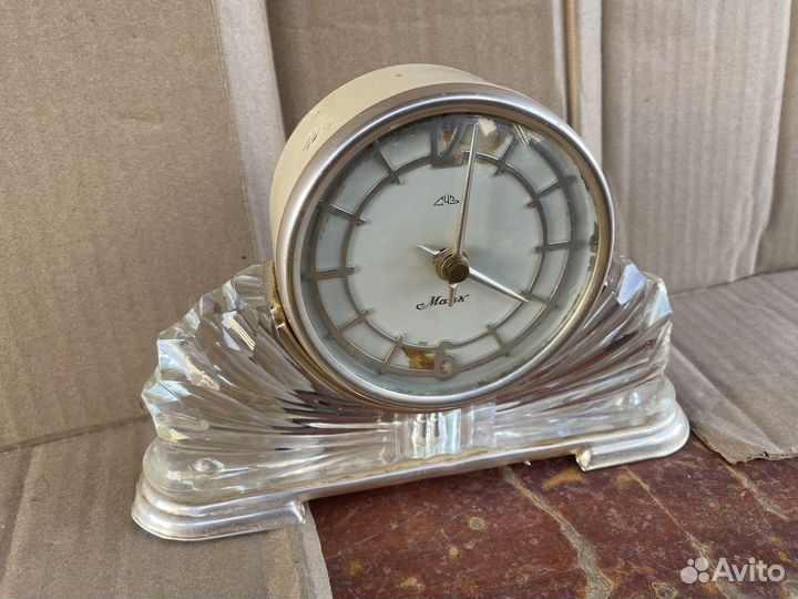 Часы настольные маяк СССР