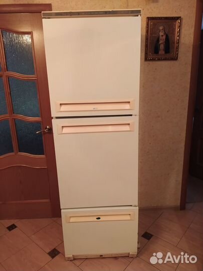 Холодильник stinol