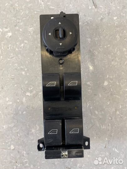 Блок управления стеклоподъемниками Ford Fusion 1.4