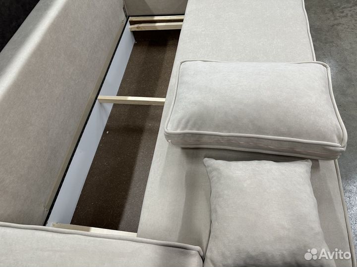 Диван угловой