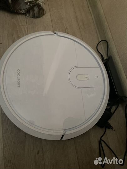 Робот пылесос Coolfort CF-3205, белый