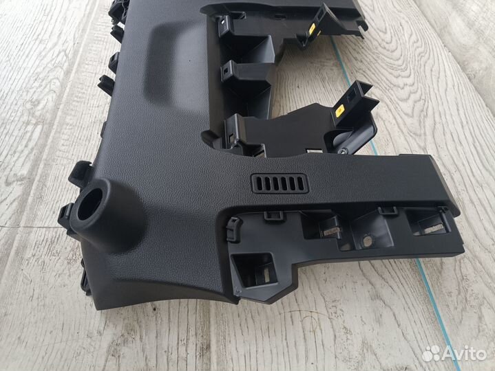 Накладка торпеды Haval Jolion 2024