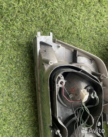 Фонари Nissan Skyline R33 белые