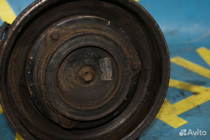 Компрессор кондиционера Toyota Corolla E11