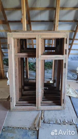Оконный блок деревянный