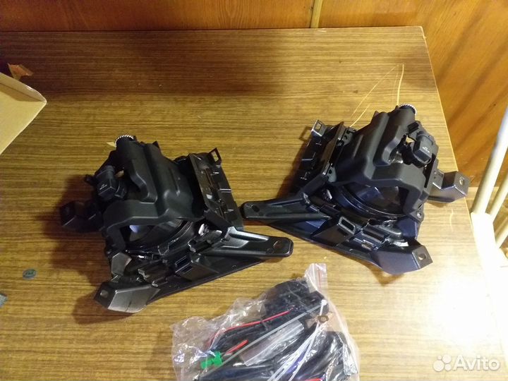 Противотуманные фары Land Cruiser 200